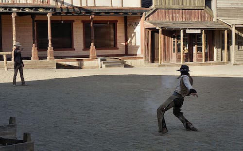 Cowboy scene resembling stakeholders opposing change